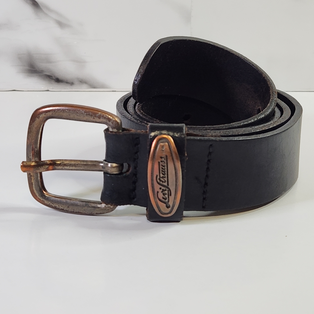 Levi's Leather Belt Black Vintage Style. Made In USA. Unisex
